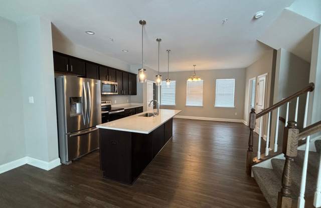 Beautiful 2 Bedroom Townhome in Washington County! Gallery 4