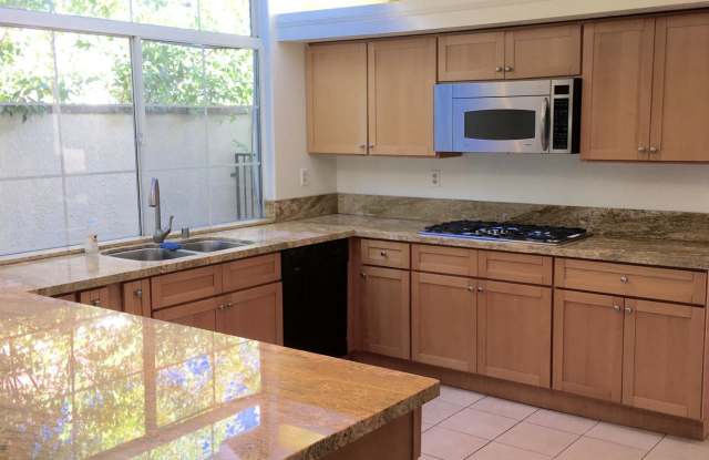 1753 Saint Andrews Place Gallery 2