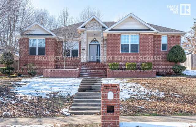 4986 North Indian Oaks Drive - 4986 North Indian Oaks Drive, Fayetteville, AR 72704
