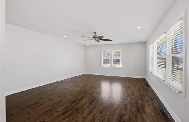 823 S Ridge Drive Gallery 3