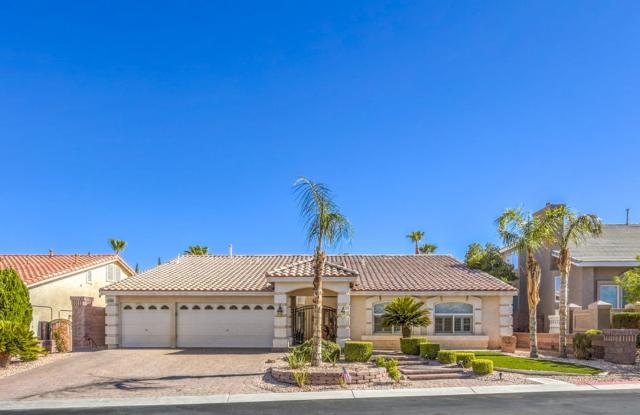 Rare Beautiful 1 story Gated w/ Basement! Pool, Spa and Tiki Bar! Gallery 4