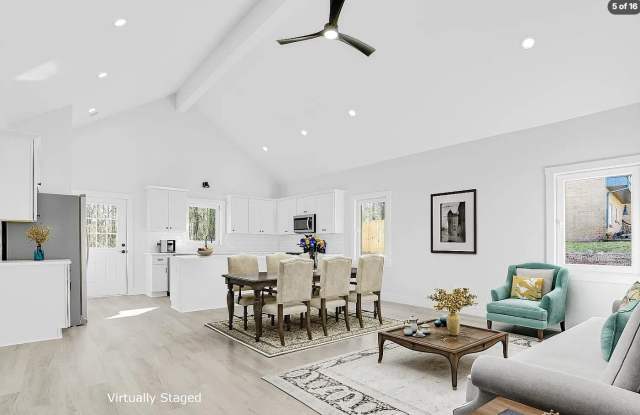 101A Hillcrest Drive Gallery 2