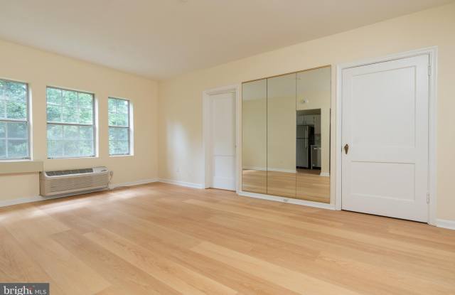 1909 N RHODES STREET - 1909 North Rhodes Street, Arlington, VA 22201