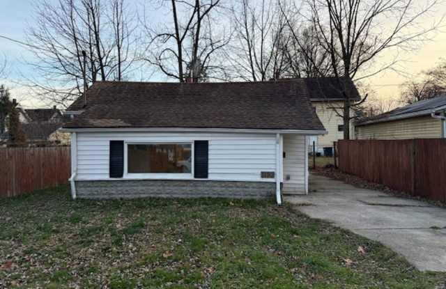 Fully Renovated 1 Bedroom Bungalow for Rent photos photos