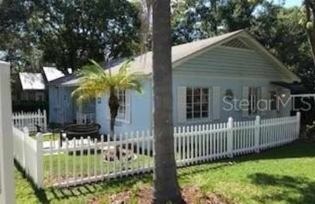 239 E 4TH AVENUE photos photos