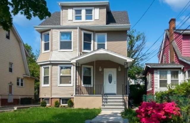 251 Pomona Ave - 251 Pomona Avenue, Newark, NJ 07112 251 Pomona Ave - 251 Pomona Avenue, Newark, NJ 07112
