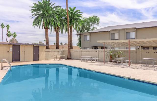 Cypress Manor Apartments Gallery 2