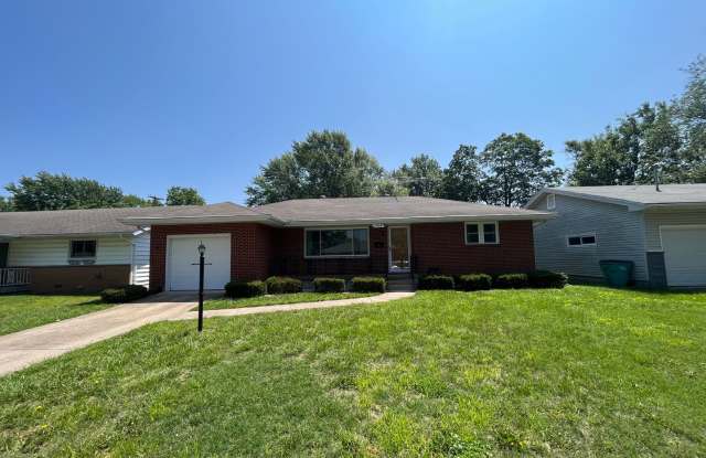 All Brick 3 bedroom 1 bathroom Home near Mercy Hospital Available Now ! Gallery 1