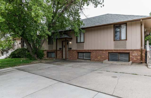 2200 Logan #2 photos photos
