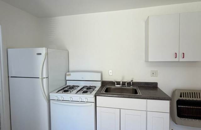 2.2 Miles to Oregon Tech and Sky Lakes Medical Center! Newly renovated 1bdrm photos photos