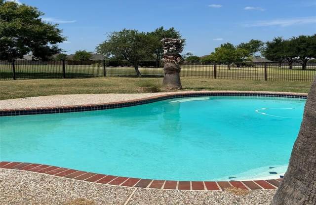 1036 E Oaklawn Drive Gallery 3
