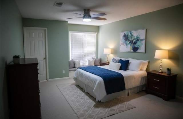 1103 Garden Court Gallery 3