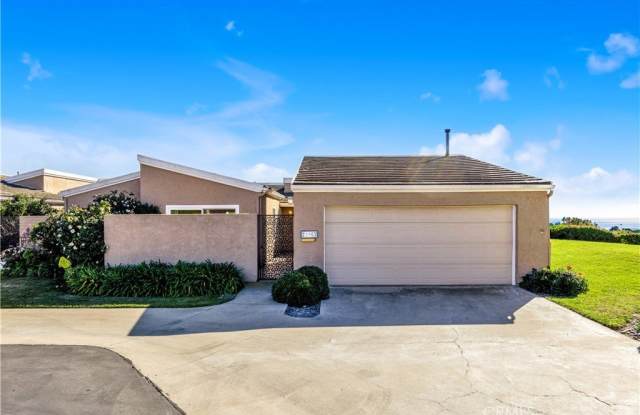 22952 Solera photos photos