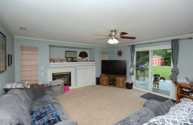 Spacious 2,060 sq ft, two-story home for rent in South Chesapeake featuring 4 bedrooms and 2.5 bathrooms! Gallery 4
