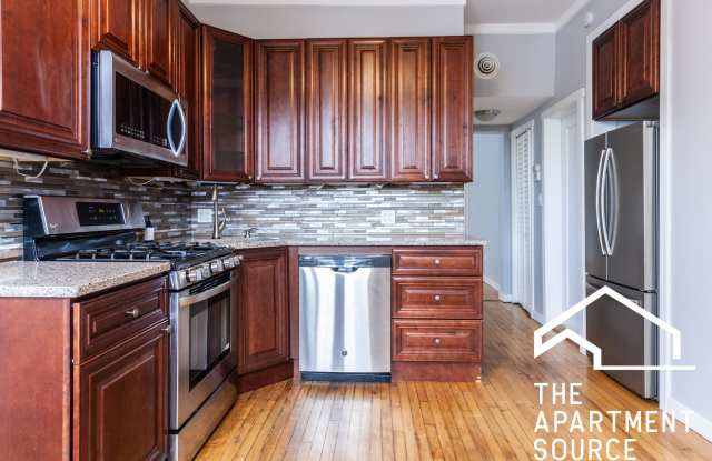 2112 W Division St - 2112 West Division Street, Chicago, IL 60622