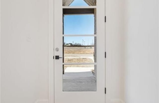 7627 Woodbine LN Gallery 3