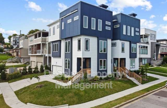 1000 Southside Ave photos photos