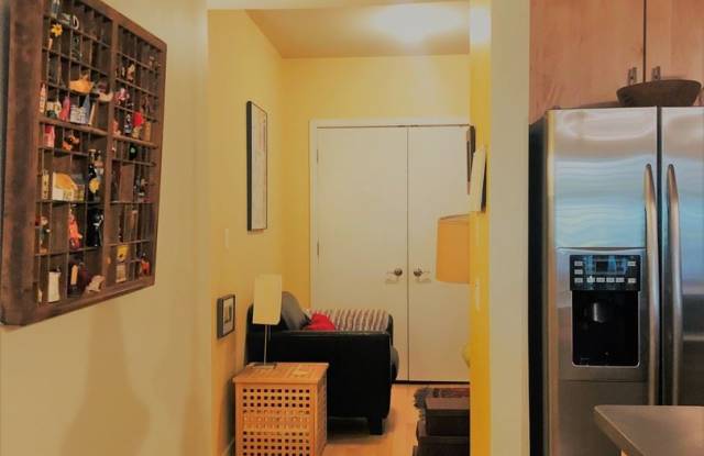 2412 17th Street NW #C-01 Gallery 4