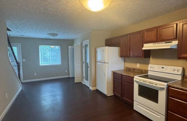 3 Bedroom Single Family Home Gallery 3
