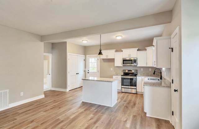 3 Bed, 2 Bath, Single Family home in Lebanon, TN! photos photos