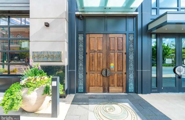 930 ROSE Avenue photos photos