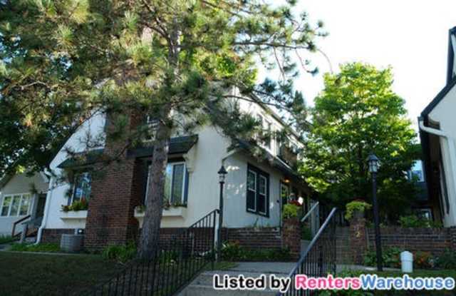 4237 Cedar Avenue S Gallery 3