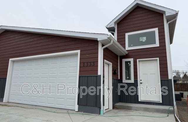 1335 Lynn Avenue - 1 photos photos