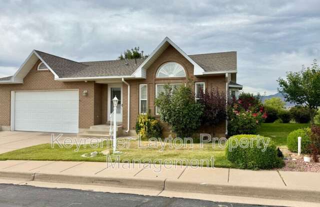 1070 East 5600 South - 1070 East 5600 South, South Ogden, UT 84405