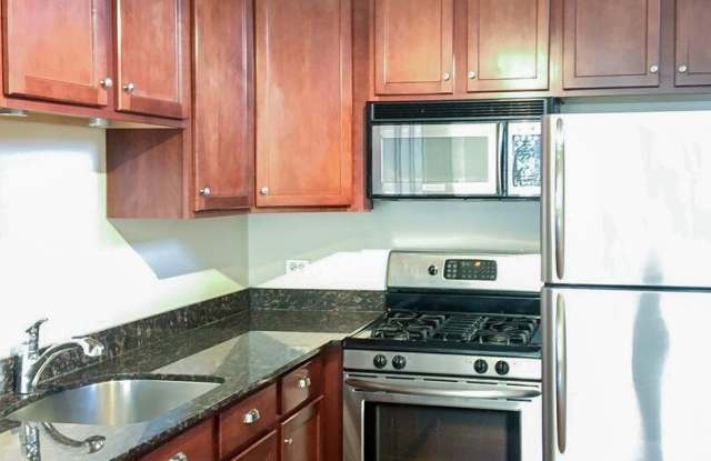 1216 West Waveland Ave. photos photos
