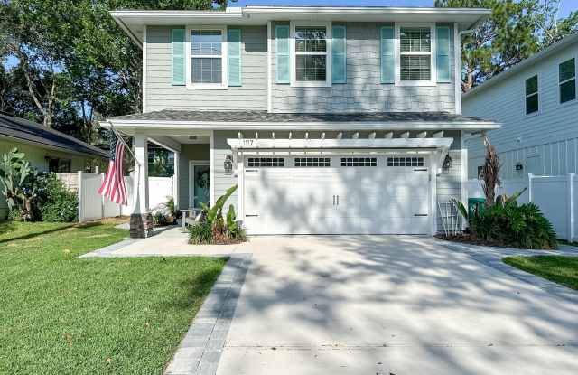 1117 17TH Street N photos photos