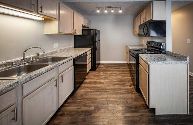 Cypress Square Apartments Gallery 4