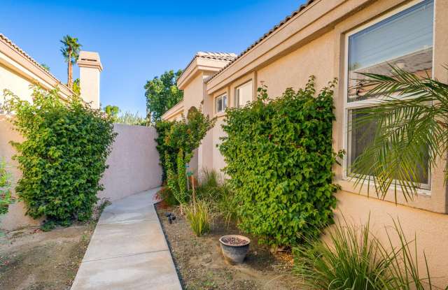 67636 S Natoma Drive Gallery 3