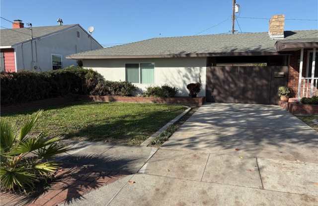 11615 185th 1/2 photos photos