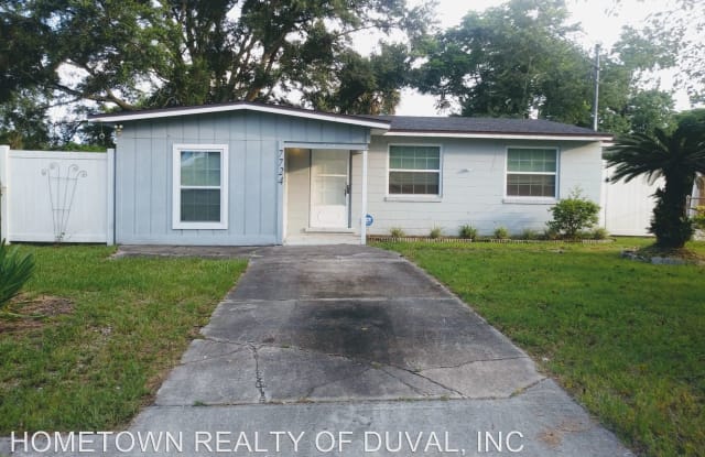 7724 BERRY AVE - 7724 Berry Avenue, Jacksonville, FL 32211