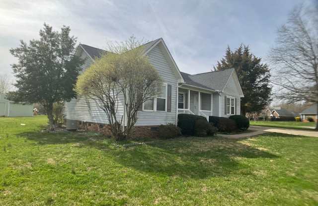 Gorgeous, Fully Renovated, 1 Level Living! photos photos