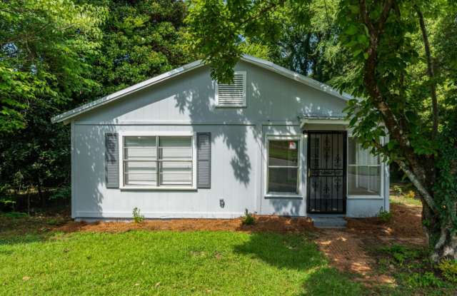 Charming 3bedroom 2 bath home Move- In Ready Located at 1812 26th Avenue Tuscaloosa, AL 35401 photos photos