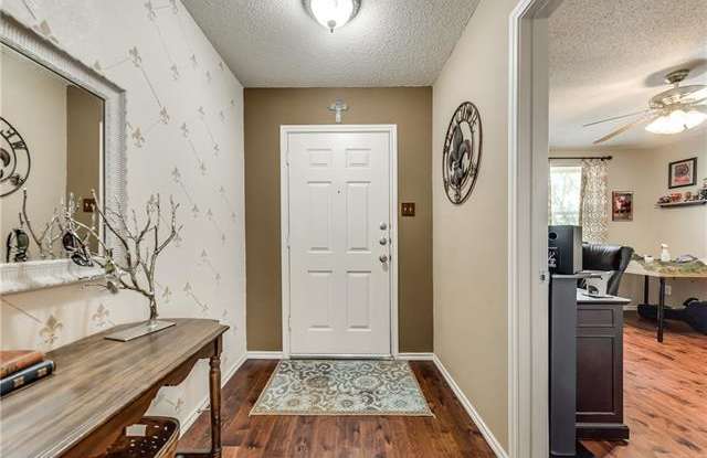 724 Ashford Lane Gallery 3