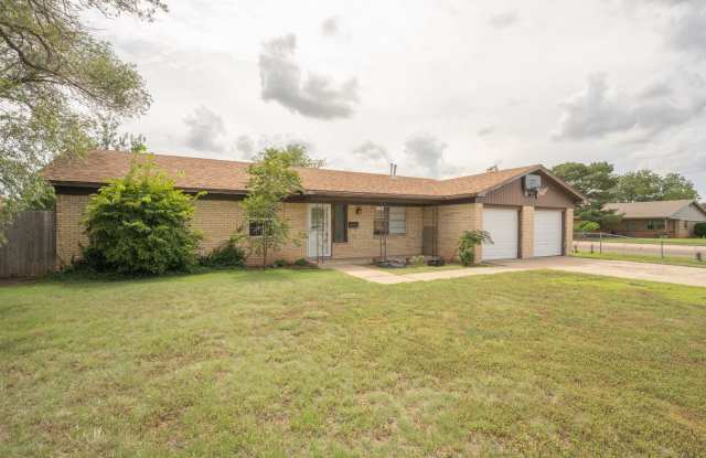 3 bed 2 bath Near school/park photos photos
