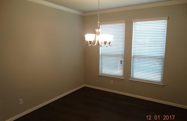 16613 Lincoln Park Lane Gallery 3