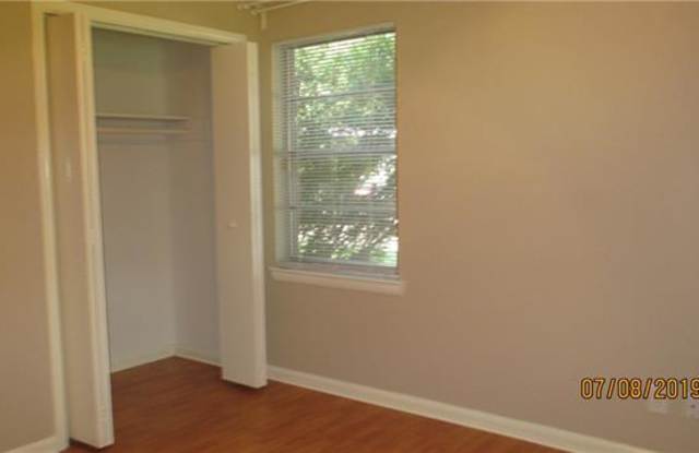 1750 Mariposa Drive Gallery 3