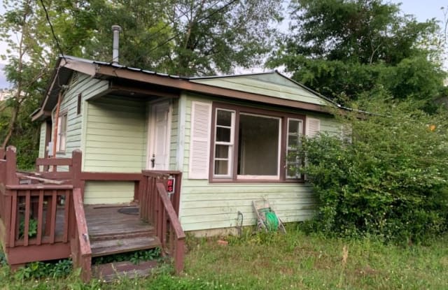 514 Maides Ave - 514 Maides Avenue, Wilmington, NC 28405