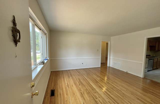 2001 Molton Ct Gallery 2