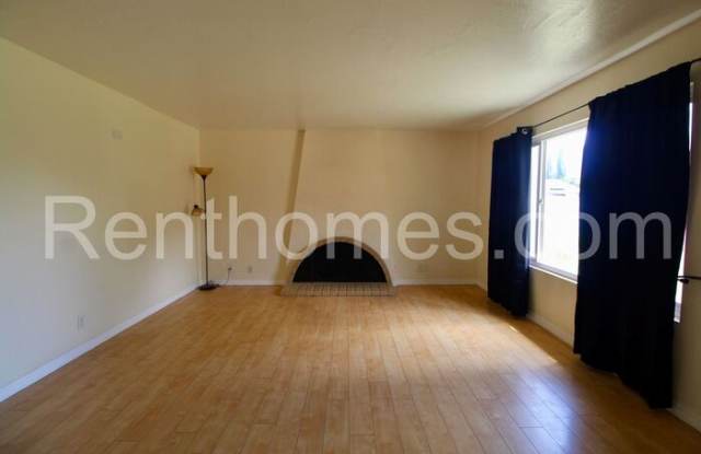 3512 Spruce Court Gallery 2