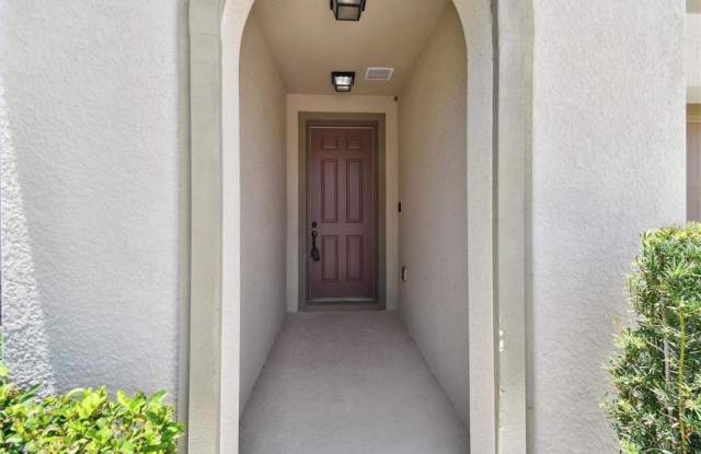10606 LAGUNA PLAINS Drive Gallery 4