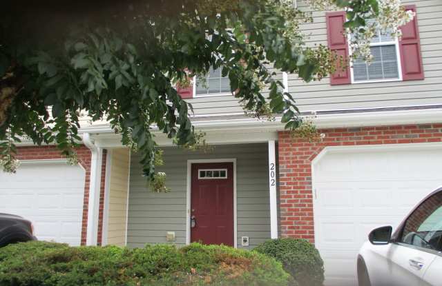 3 Level Townhouse For Rent In Greensboro with 3 Bedrooms, and 3.5 baths! photos photos