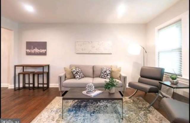 810 20TH STREET NE - 810 20th Street Northeast, Washington, DC 20002