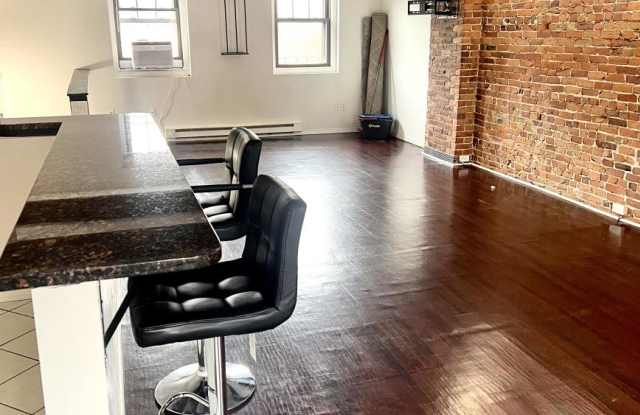 59 Broadway Gallery 4