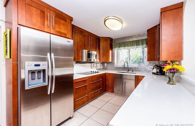 15574 SW 103rd St - 15574 Southwest 103rd Street, The Hammocks, FL 33196