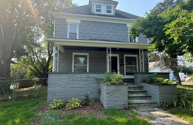 325 Riverside Drive photos photos