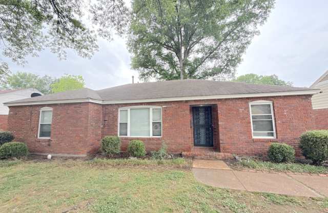 1871 Cornelia Ln photos photos